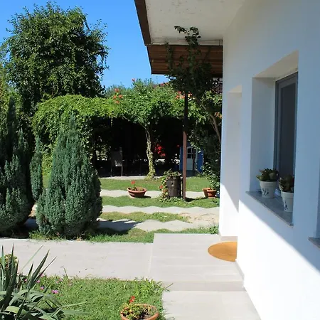River View Апартаменты *