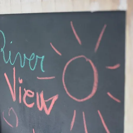 Апартаменты River View