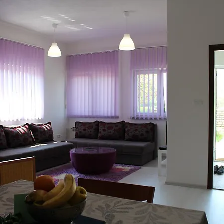 River View Апартаменты Бихач